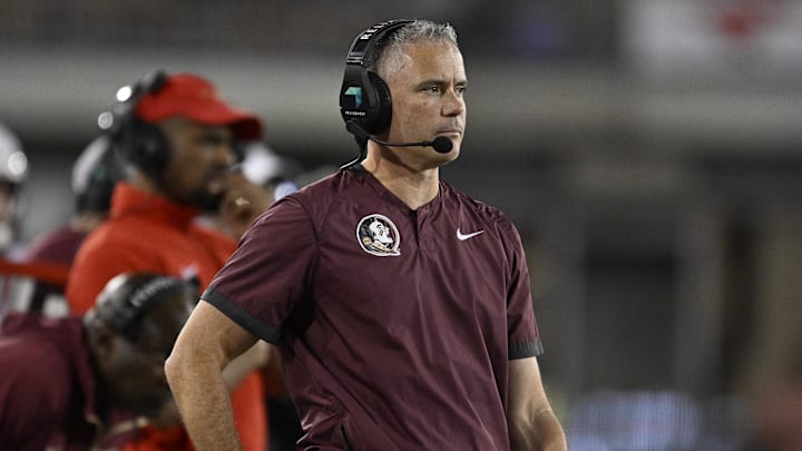 Sep 28, 2024; Dallas, Texas, USA; Florida State Seminoles head coach Mike Norvell during the game between the Southern Methodist Mustangs and the Florida State Seminoles at Gerald J. Ford Stadium. Mandatory Credit: Jerome Miron-Imagn Images Sep 28, 2024; Dallas, Texas, USA; Florida State Seminoles head coach Mike Norvell during the game between the Southern Methodist Mustangs and the Florida State Seminoles at Gerald J. Ford Stadium. Mandatory Credit: Jerome Miron-Imagn Images