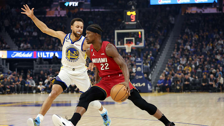 Jimmy Butler y Stephen Curry pudieran jugar juntos en Warriors si estos envían una buena oferta al Heat