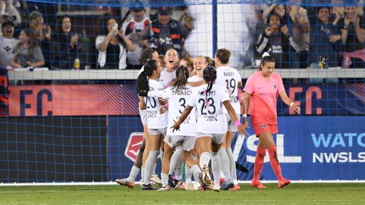 Abby Dahlkemper's late goal helped Bay FC clinch the win over North Carolina Courage Abby Dahlkemper's late goal helped Bay FC clinch the win over North Carolina Courage