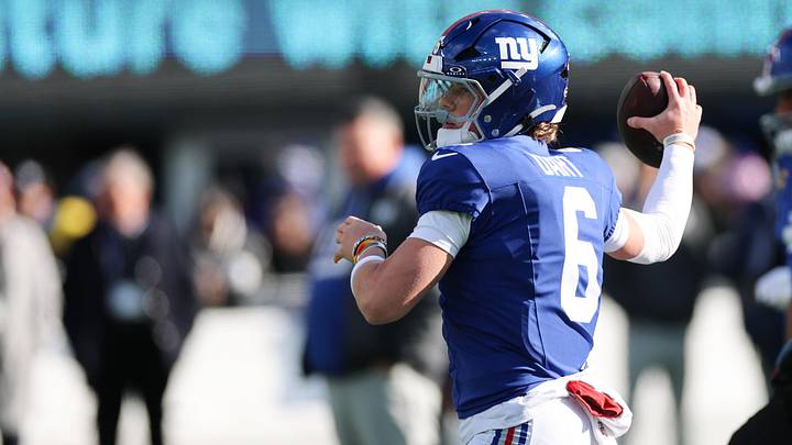 Jan 4, 2026; East Rutherford, New Jersey, USA; New York Giants quarterback Jaxson Dart (6) warms up before the game against the Dallas Cowboys at MetLife Stadium. Mandatory Credit: Vincent Carchietta-Imagn Images