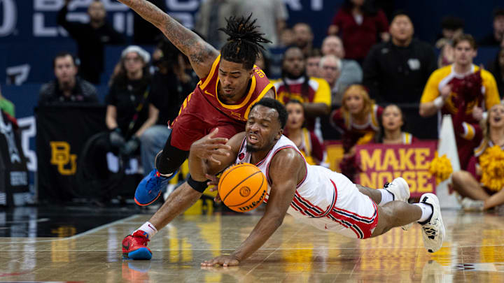Houston guard LJ Cryer (right)
