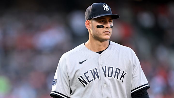 Anthony Rizzo fue colocado en la lista de lesionados de los Yankees 