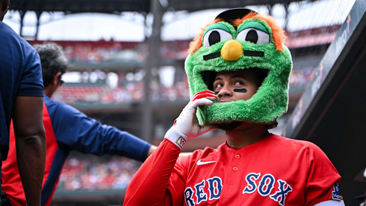 Apr 12, 2026; St. Louis, Missouri, USA; Boston Red Sox first baseman Willson Contreras (40) wears the green monster mask after hitting a two run home run against the St. Louis Cardinals during the first inning at Busch Stadium. Mandatory Credit: Jeff Curry-Imagn Images Apr 12, 2026; St. Louis, Missouri, USA; Boston Red Sox first baseman Willson Contreras (40) wears the green monster mask after hitting a two run home run against the St. Louis Cardinals during the first inning at Busch Stadium. Mandatory Credit: Jeff Curry-Imagn Images