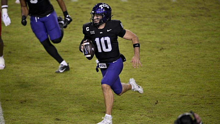 TCU Horned Frogs quarterback Josh Hoover (10) runs with the ball during the second half against the Cincinnati Bearcats