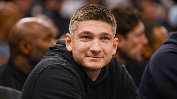 Nov 26, 2025; Sacramento, California, USA; Phoenix Suns guard Grayson Allen (8) looks on from the bench during the first quarter of the game against the Sacramento Kings at Golden 1 Center. Mandatory Credit: Ed Szczepanski-Imagn Images Nov 26, 2025; Sacramento, California, USA; Phoenix Suns guard Grayson Allen (8) looks on from the bench during the first quarter of the game against the Sacramento Kings at Golden 1 Center. Mandatory Credit: Ed Szczepanski-Imagn Images