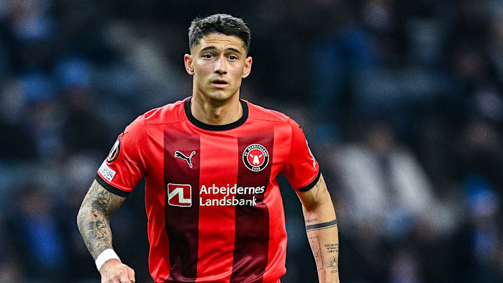 Midtjylland está próximo de negociar Emiliano Martínez com o Palmeiras