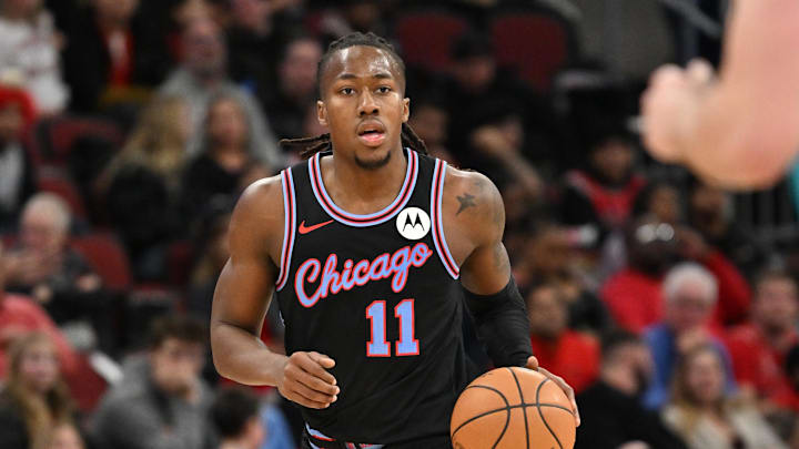 Jan 3, 2026; Chicago, Illinois, USA; Chicago Bulls guard Ayo Dosunmu (11) controls the ball against the Charlotte Hornets during the second half at United Center. Mandatory Credit: Patrick Gorski-Imagn Images Jan 3, 2026; Chicago, Illinois, USA; Chicago Bulls guard Ayo Dosunmu (11) controls the ball against the Charlotte Hornets during the second half at United Center. Mandatory Credit: Patrick Gorski-Imagn Images