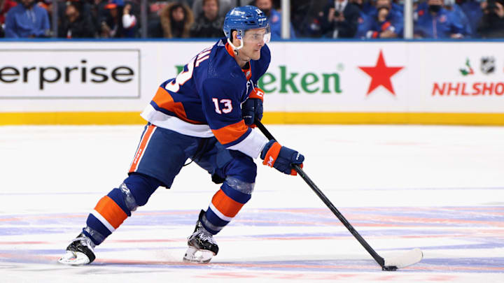 Chicago Blackhawks v New York Islanders