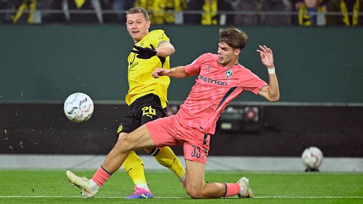 FBL-GER-CUP-DORTMUND-BREMEN
