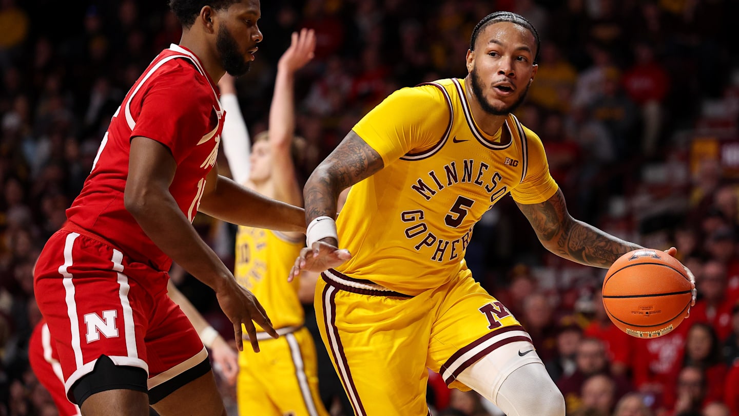 Gophers Missing Frontcourt Starter Against Washington