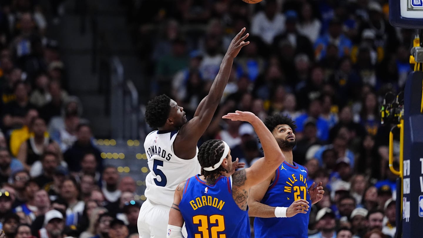 Critical Injury Update Gives Wolves the Edge in Game 3 Against Denver