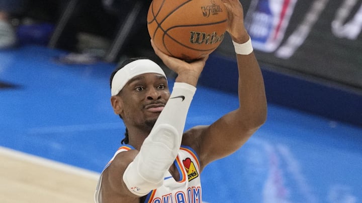 SGA shoots a free throw during the third quarter of Game 5. 