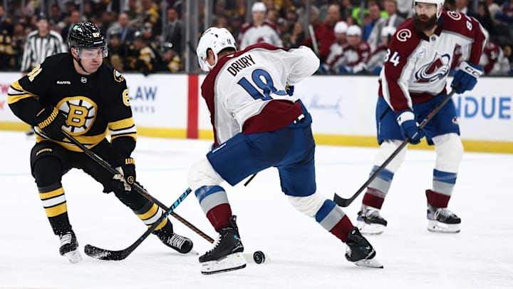 Colorado Avalanche v Boston Bruins