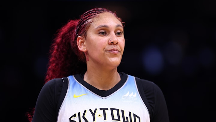 Aug 28, 2025; Phoenix, Arizona, USA; Chicago Sky center Kamilla Cardoso (10) against the Phoenix Mercury at Phx Arena. Mandatory Credit: Mark J. Rebilas-Imagn Images Aug 28, 2025; Phoenix, Arizona, USA; Chicago Sky center Kamilla Cardoso (10) against the Phoenix Mercury at Phx Arena. Mandatory Credit: Mark J. Rebilas-Imagn Images