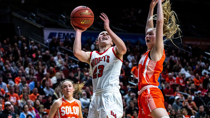 Haylee Stokes of Estherville-LC is one of the top 3A players back this winter.