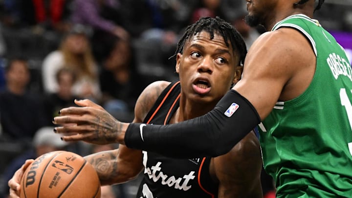 Mar 22, 2024; Detroit, Michigan, USA; Detroit Pistons guard Marcus Sasser (25) tries to drive past Mar 22, 2024; Detroit, Michigan, USA; Detroit Pistons guard Marcus Sasser (25) tries to drive past