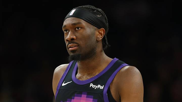 Apr 7, 2026; Phoenix, Arizona, USA; Phoenix Suns center Mark Williams (15) against the Houston Rockets at Mortgage Matchup Center. Mandatory Credit: Mark J. Rebilas-Imagn Images