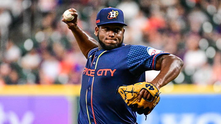 Ronel Blanco debutó en la Major League Baseball el 8 de abril de 2022