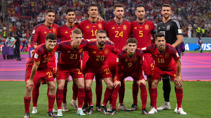 Ferran Torres, Marco Asensio, Aymeric Laporte, Sergio Busquets, Pedri, Dani Olmo, Jordi Alba, Rodri, Unai Simón...