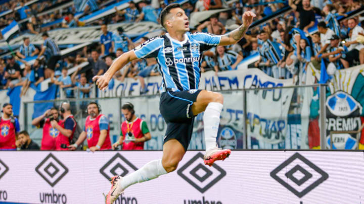 Cristaldo será um dos titulares do Grêmio contra o Brasil de Pelotas