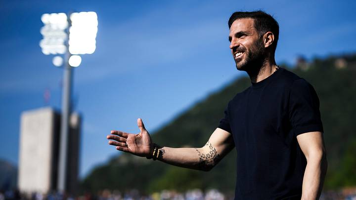 Cesc Fabregas, head coach of Como 1907, gestures prior to