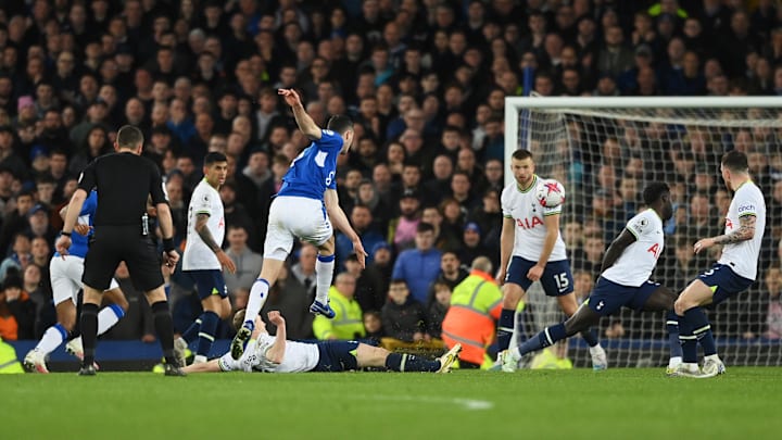 Keane's screamer earned Everton a point Keane's screamer earned Everton a point