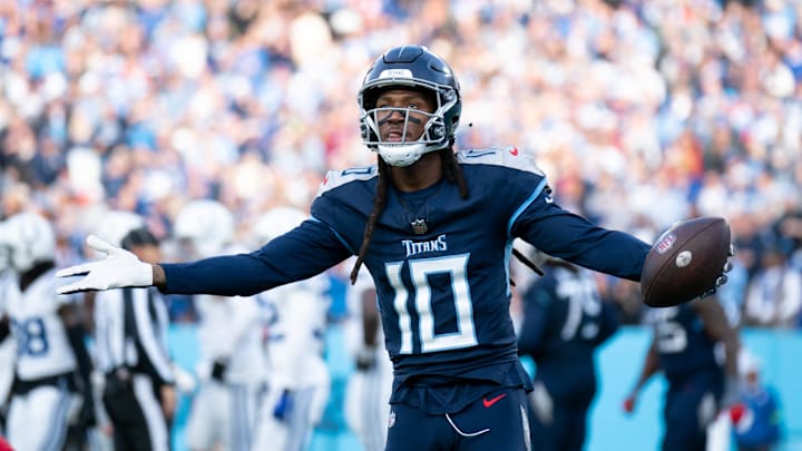 Tennessee Titans wide receiver DeAndre Hopkins.
