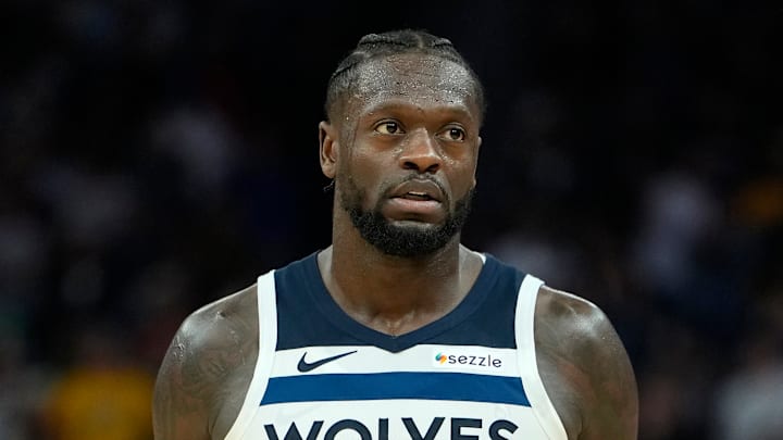 Minnesota Timberwolves v Golden State Warriors Minnesota Timberwolves v Golden State Warriors