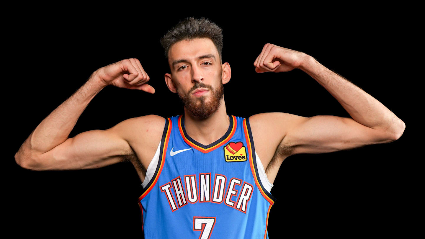 Chet Holmgren's New Nike Logo Sparks Gatorade Comparisons