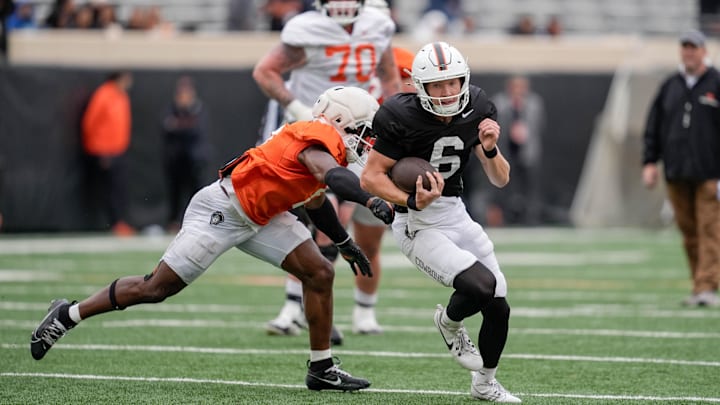 Oklahoma State quarterback Zane Flores (6) runs the ball during an Oklahoma State spring football showcase at Boone Pickens Stadium in Stillwater, Okla., Saturday, April 19, 2025.
