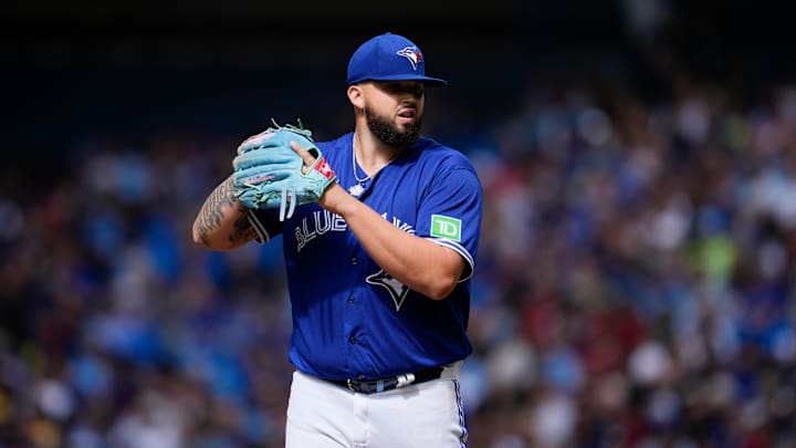 Alek Manoah faces the Los Angeles Angels