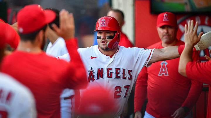 Aug 28, 2026; Anaheim, California, USA; Los Angeles Angels center fielder Mike Trout (27) is greeted after scoring a run against the Philadelphia Phillies during the first inning at Angel Stadium. Mandatory Credit: Gary A. Vasquez-Imagn Images Aug 28, 2026; Anaheim, California, USA; Los Angeles Angels center fielder Mike Trout (27) is greeted after scoring a run against the Philadelphia Phillies during the first inning at Angel Stadium. Mandatory Credit: Gary A. Vasquez-Imagn Images
