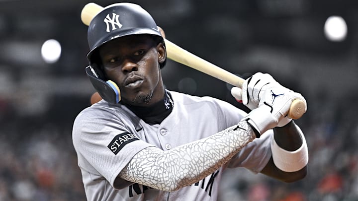New York Yankees second baseman Jazz Chisholm Jr. (13) stands on deck during the first inning against the Houston Astros at Daikin Park.