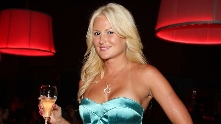 Megan Hauserman Hosts Playground