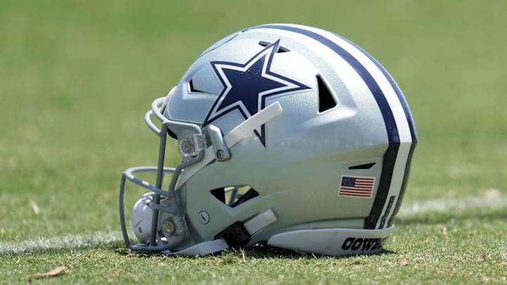 Jul 27, 2022; Oxnard, CA, USA;The helmet of Dallas Cowboys receiver Simi Fehoko during training camp at the River Ridge Fields. Mandatory Credit: Kirby Lee-Imagn Images Jul 27, 2022; Oxnard, CA, USA;The helmet of Dallas Cowboys receiver Simi Fehoko during training camp at the River Ridge Fields. Mandatory Credit: Kirby Lee-Imagn Images