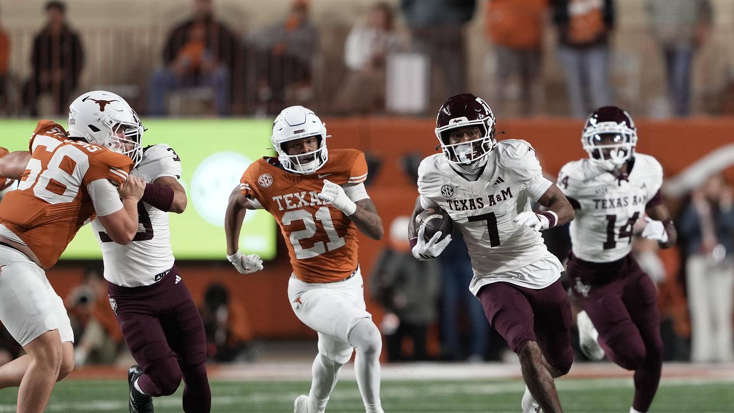 ESPN Reveals Kickoff Time for 2026 Lone Star Showdown