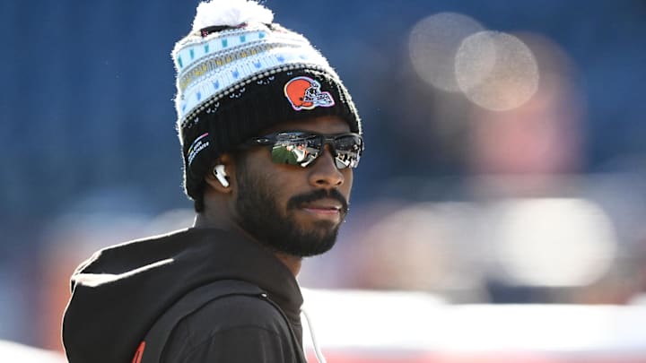 Cleveland Browns quarterback Shedeur Sanders (12) looks on during warm up prior to the game against the New England Patriots at Gillette Stadium. Cleveland Browns quarterback Shedeur Sanders (12) looks on during warm up prior to the game against the New England Patriots at Gillette Stadium.