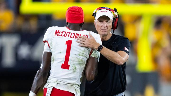 Oct 25, 2025; Tempe, Arizona, USA; Houston Cougars head coach Willie Fritz with defensive back Latrell McCutchin Sr. (1) against the Arizona State Sun Devils at Mountain America Stadium. Mandatory Credit: Mark J. Rebilas-Imagn Images Oct 25, 2025; Tempe, Arizona, USA; Houston Cougars head coach Willie Fritz with defensive back Latrell McCutchin Sr. (1) against the Arizona State Sun Devils at Mountain America Stadium. Mandatory Credit: Mark J. Rebilas-Imagn Images
