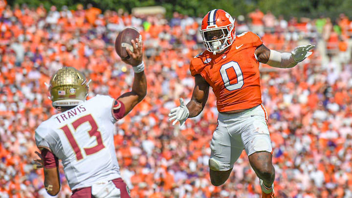 Clemson linebacker Barrett Carter (0) pressures Florida State University quarterback Jordan Travis