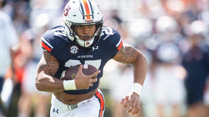 Auburn running back Jarquez Hunter Auburn running back Jarquez Hunter