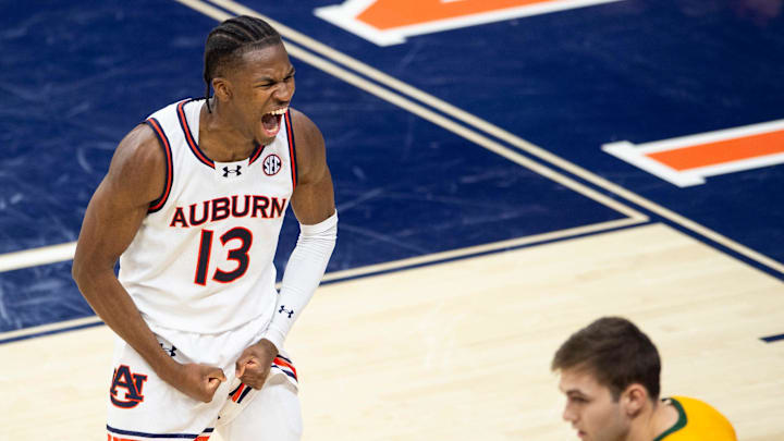 Miles Kelly immediately fed off his new home crowd