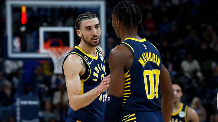 Jan 29, 2023; Memphis, Tennessee, USA; Indiana Pacers guard Chris Duarte (3) talks with Indiana Pacers guard Bennedict Mathurin (0) during the first half against the Memphis Grizzlies at FedExForum. Mandatory Credit: Petre Thomas-USA TODAY Sports Jan 29, 2023; Memphis, Tennessee, USA; Indiana Pacers guard Chris Duarte (3) talks with Indiana Pacers guard Bennedict Mathurin (0) during the first half against the Memphis Grizzlies at FedExForum. Mandatory Credit: Petre Thomas-USA TODAY Sports