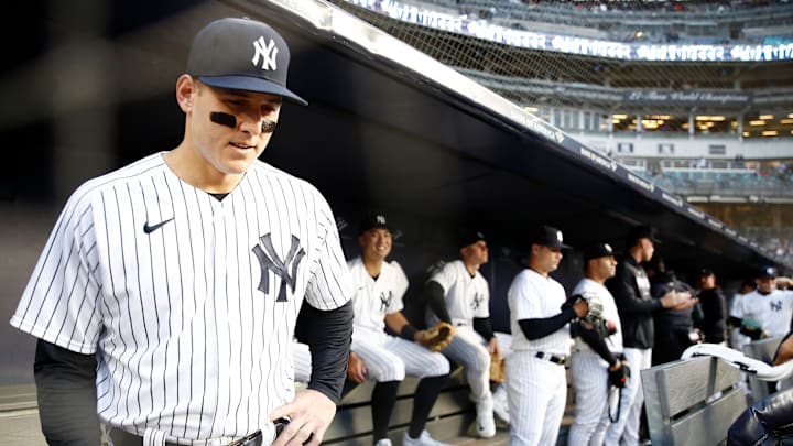Los Yankees firmaron a Anthony Rizzo en la agencia libre de este invierno 