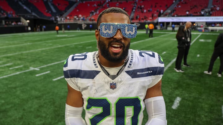 Oct 20, 2024; Atlanta, Georgia, USA; Seattle Seahawks safety Julian Love (20) celebrates after a victory over the Atlanta Falcons at Mercedes-Benz Stadium. Mandatory Credit: Brett Davis-Imagn Images Oct 20, 2024; Atlanta, Georgia, USA; Seattle Seahawks safety Julian Love (20) celebrates after a victory over the Atlanta Falcons at Mercedes-Benz Stadium. Mandatory Credit: Brett Davis-Imagn Images