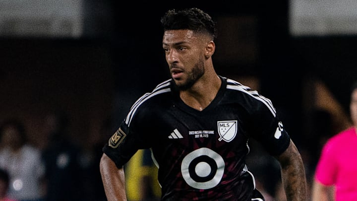 FBL-USA-ENG-MLS-FRIENDLY-ALLSTARS-ARSENAL