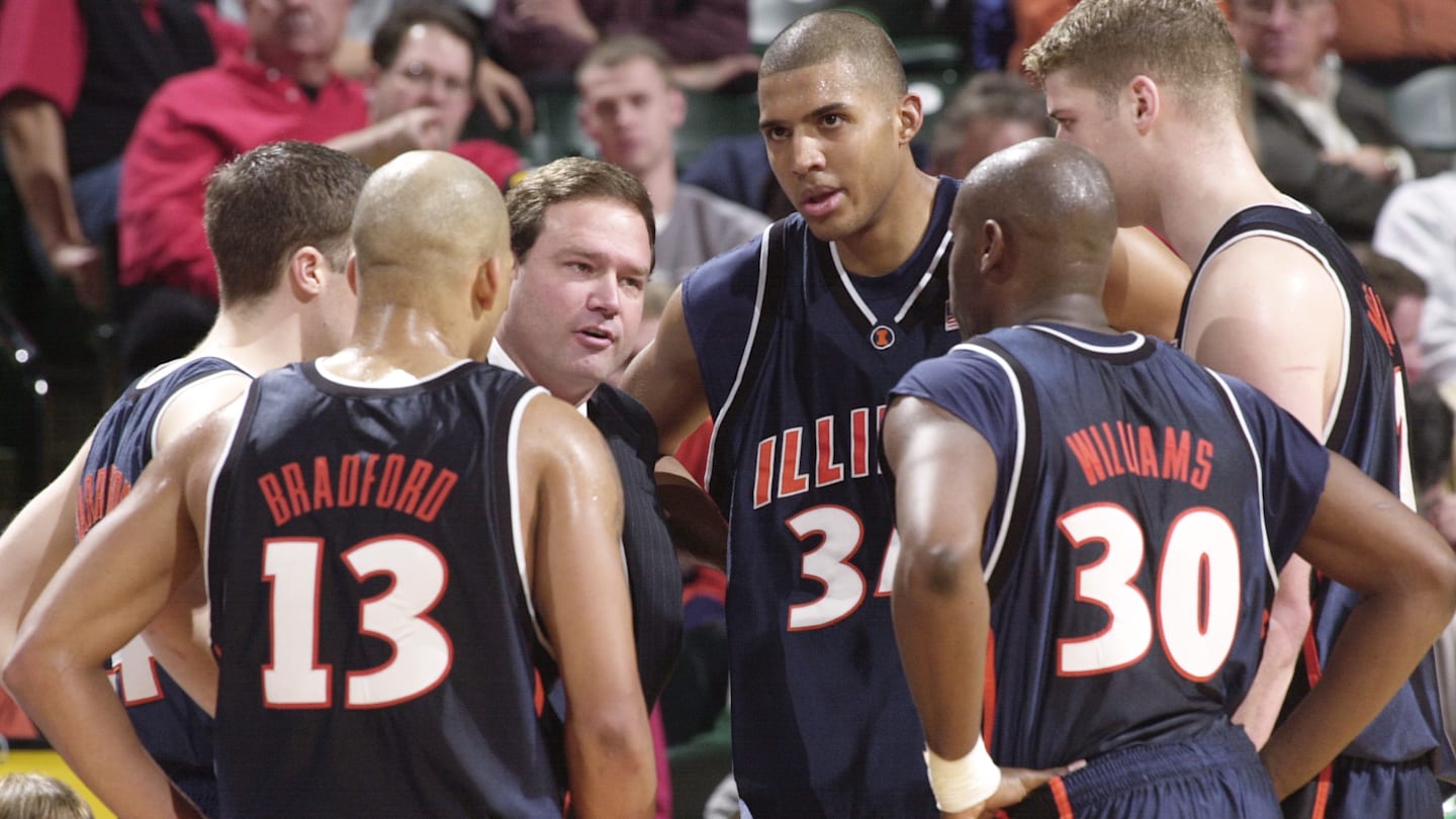 Former Illinois basketball head coach hospitalized