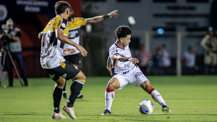 Destaque do Vitória, Matheuzinho é catarinense formado nas categorias de base do Figueirense