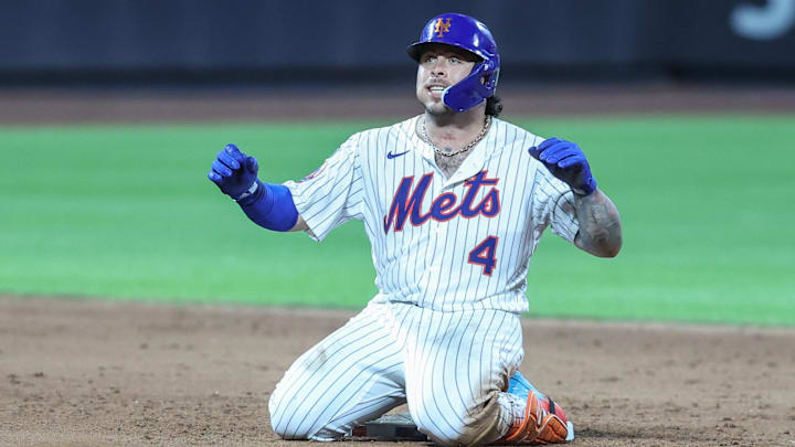 Aug 12, 2025; New York City, New York, USA; New York Mets catcher Francisco Alvarez (4) gestures after hitting an RBI double in the fifth inning against the Atlanta Braves at Citi Field. Mandatory Credit: Wendell Cruz-Imagn Images Aug 12, 2025; New York City, New York, USA; New York Mets catcher Francisco Alvarez (4) gestures after hitting an RBI double in the fifth inning against the Atlanta Braves at Citi Field. Mandatory Credit: Wendell Cruz-Imagn Images