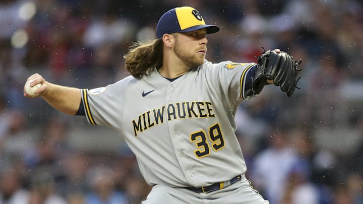May 7, 2022; Atlanta, Georgia, USA; Milwaukee Brewers starting pitcher Corbin Burnes (39) throws