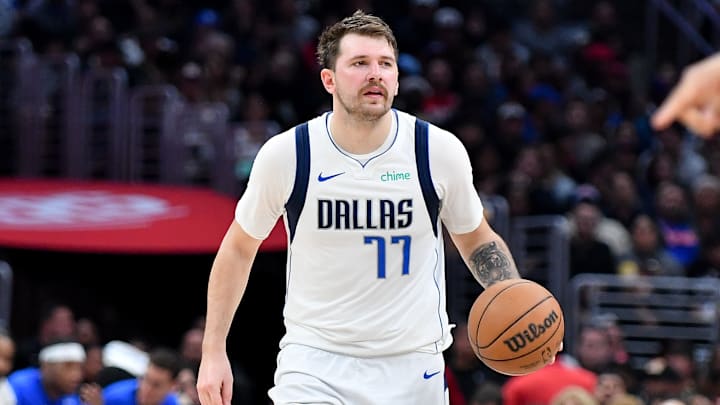 Luka Doncic se lastimó la mano en el juego de los Dallas Mavericks contra Los Angeles Clippers